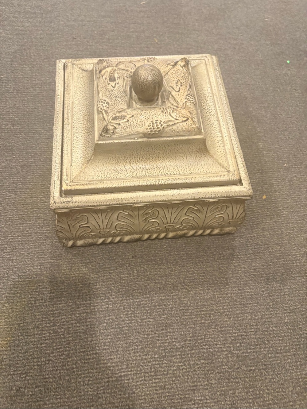 Decorative Square Lidded Jewelry Box - Silver Finish